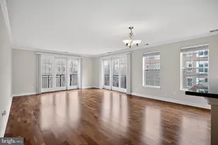 800 Admirals Way, Philadelphia, PA 19146 - Photo 1