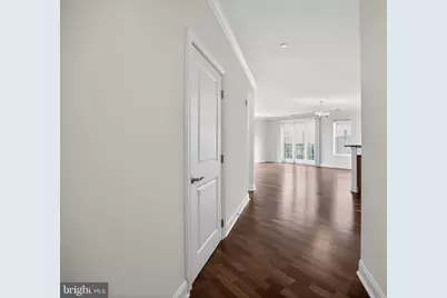 800 Admirals Way #1836, Philadelphia, PA 19146 - Photo 2