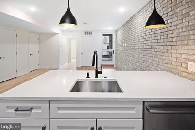 806 N 2nd Street #3RD FLOOR FRONT, Philadelphia, PA 19123 - Photo 6