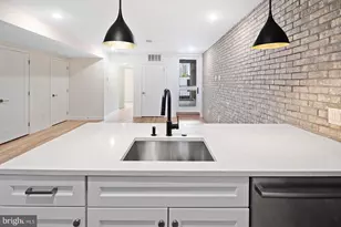 806 N 2nd St, Philadelphia, PA 19123 - Photo 6