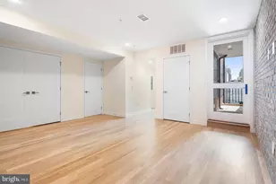 806 N 2nd St, Philadelphia, PA 19123 - Photo 2