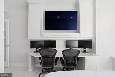 717 S Chris Columbus Boulevard #802, Philadelphia, PA 19147 - Photo 22