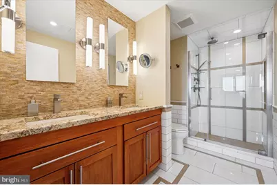 717 S Chris Columbus Boulevard #802, Philadelphia, PA 19147 - Photo 18