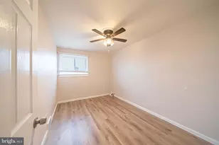 2306 Strahle St, Philadelphia, PA 19152 - Photo 12