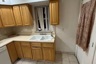 2636 S Alder St, Philadelphia, PA 19148 - Photo 4