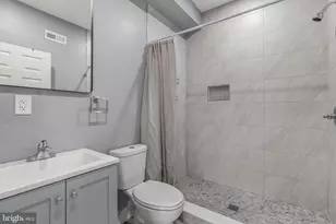 3211 Latona St, Philadelphia, PA 19146 - Photo 18