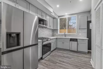 3211 Latona Street, Philadelphia, PA 19146 - Photo 8