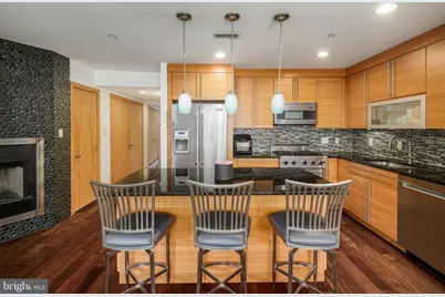 20 Letitia Street #4F, Philadelphia, PA 19106 - Photo 6