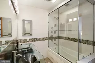 20 Letitia St, Philadelphia, PA 19106 - Photo 30