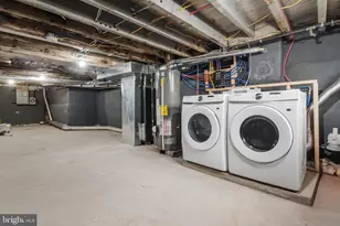 726 Mountain St, Philadelphia, PA 19148 - Photo 24