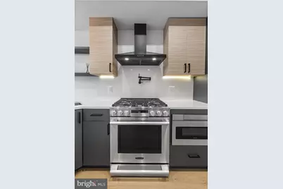 1507 Christian Street #4F, Philadelphia, PA 19146 - Photo 4