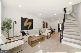 1011 Emily St, Philadelphia, PA 19148 - Photo 4