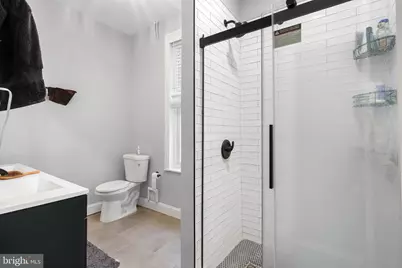 853 N 26th Street, Philadelphia, PA 19130 - Photo 10