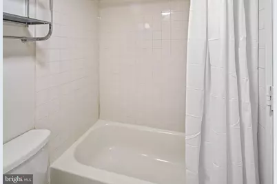 303 S 11th Street #9, Philadelphia, PA 19107 - Photo 18