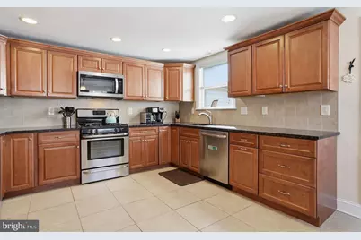 8605 Alicia Street, Philadelphia, PA 19115 - Photo 10