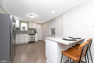 1710 S 4th St, Philadelphia, PA 19148 - Photo 6