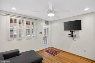 928 Annin St, Philadelphia, PA 19147 - Photo 4