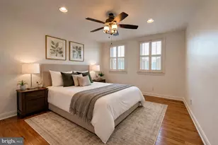 928 Annin St, Philadelphia, PA 19147 - Photo 8