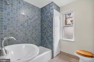 928 Annin St, Philadelphia, PA 19147 - Photo 14