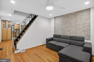 928 Annin St, Philadelphia, PA 19147 - Photo 2