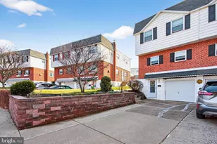 2720 Clayton St, Philadelphia, PA 19152 - Photo 4