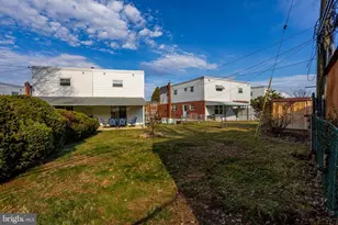 2720 Clayton St, Philadelphia, PA 19152 - Photo 10