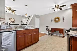 2720 Clayton St, Philadelphia, PA 19152 - Photo 18