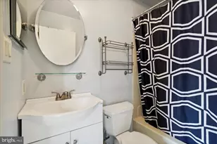 1914 Fairmount Ave, Philadelphia, PA 19130 - Photo 4