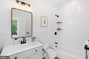 1021 S St Bernard St, Philadelphia, PA 19143 - Photo 10