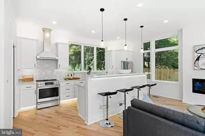 1021 S Saint Bernard Street, Philadelphia, PA 19143 - Photo 4