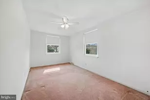 8637 Bridle Rd, Philadelphia, PA 19115 - Photo 10