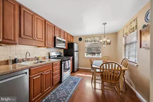 8637 Bridle Rd, Philadelphia, PA 19115 - Photo 6