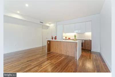 621 S 24th Street #210, Philadelphia, PA 19146 - Photo 6