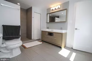 703 S 17th St, Philadelphia, PA 19146 - Photo 14