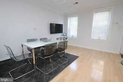 703 S 17th Street, Philadelphia, PA 19146 - Photo 4