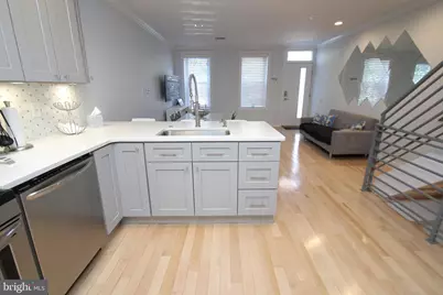 703 S 17th Street, Philadelphia, PA 19146 - Photo 8