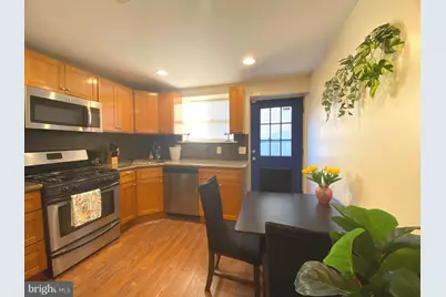 814 S 13th Street, Philadelphia, PA 19147 - Photo 2
