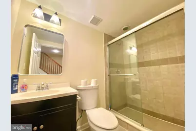 814 S 13th Street, Philadelphia, PA 19147 - Photo 18