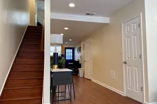 814 S 13th St, Philadelphia, PA 19147 - Photo 10