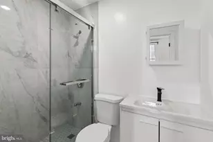 1225 Spruce St, Philadelphia, PA 19107 - Photo 14