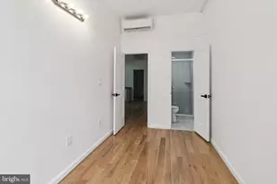 1225 Spruce St, Philadelphia, PA 19107 - Photo 18