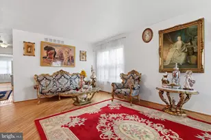 826 Hendrix St, Philadelphia, PA 19116 - Photo 2