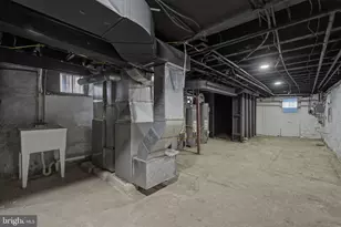 6120 W Oxford St, Philadelphia, PA 19151 - Photo 36