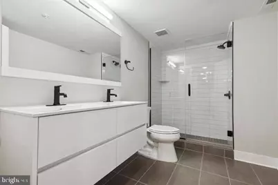 2017 N College Avenue, Philadelphia, PA 19121 - Photo 8