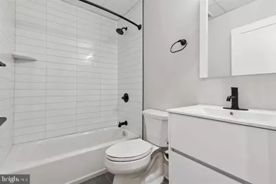 2017 N College Avenue, Philadelphia, PA 19121 - Photo 10