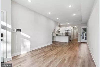 2017 N College Avenue, Philadelphia, PA 19121 - Photo 6