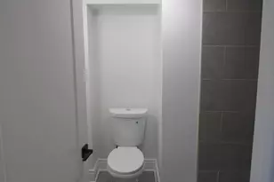 708 Oak Ln, Philadelphia, PA 19126 - Photo 4