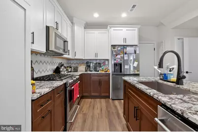 3100 Parkview Walk #210, Philadelphia, PA 19125 - Photo 8