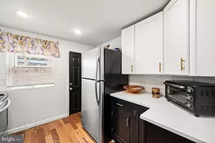 2033 Hope St, Philadelphia, PA 19122 - Photo 14