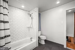 2033 Hope St, Philadelphia, PA 19122 - Photo 20